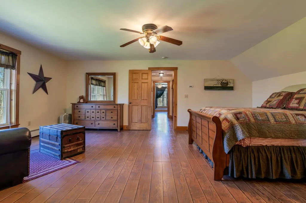 118 Crabtree Circle Hancock ME 04640