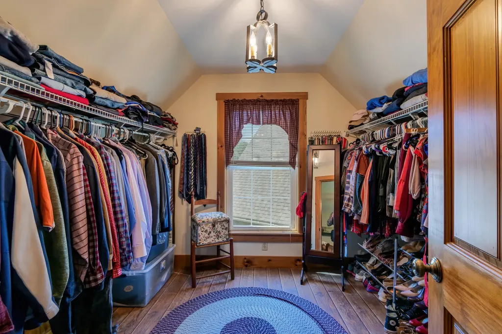 118 Crabtree Circle Hancock ME 04640
