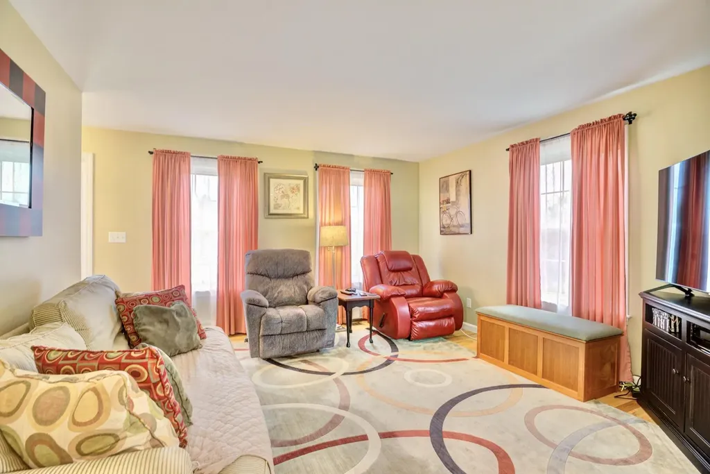 8 Stonewall Lane Saco ME 04072