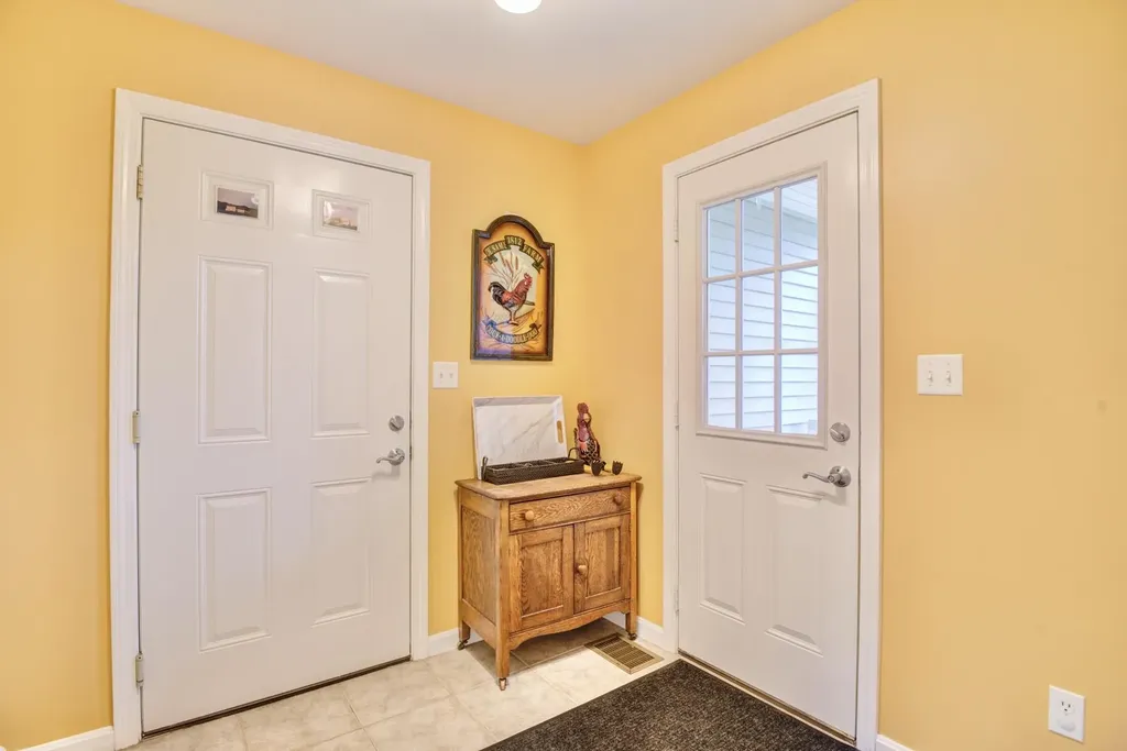 8 Stonewall Lane Saco ME 04072
