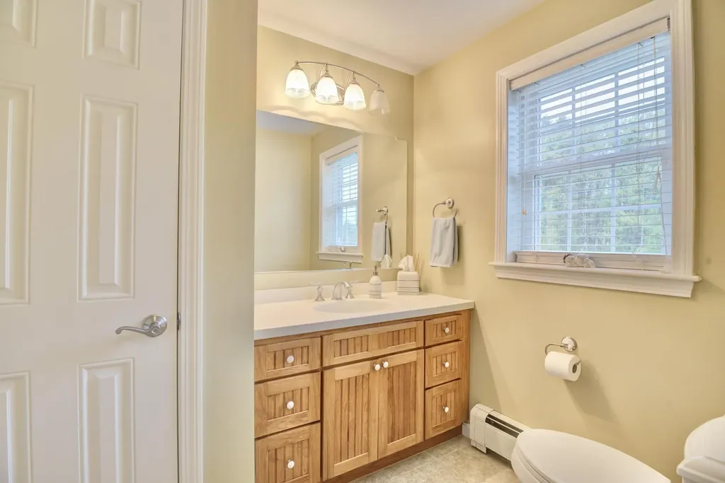8 Stonewall Lane Saco ME 04072