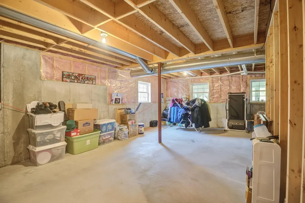 8 Stonewall Lane Saco ME 04072
