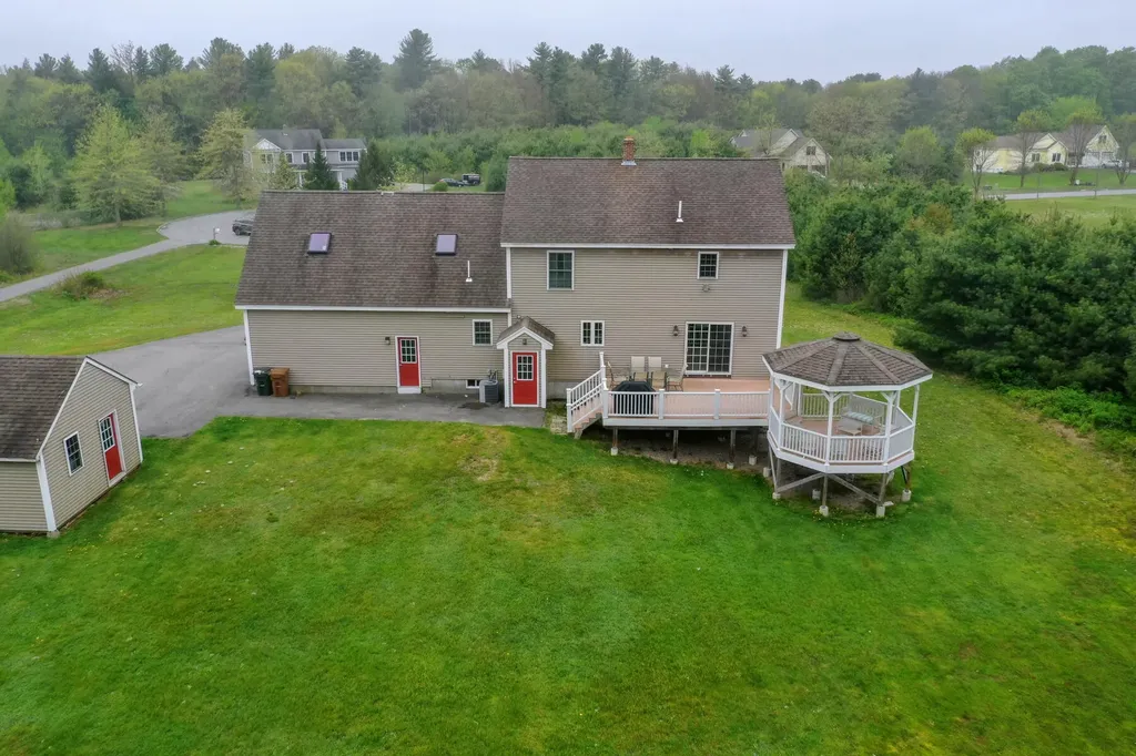 8 Stonewall Lane Saco ME 04072