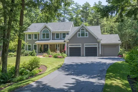 6 Hemlock Lane Falmouth ME 04105