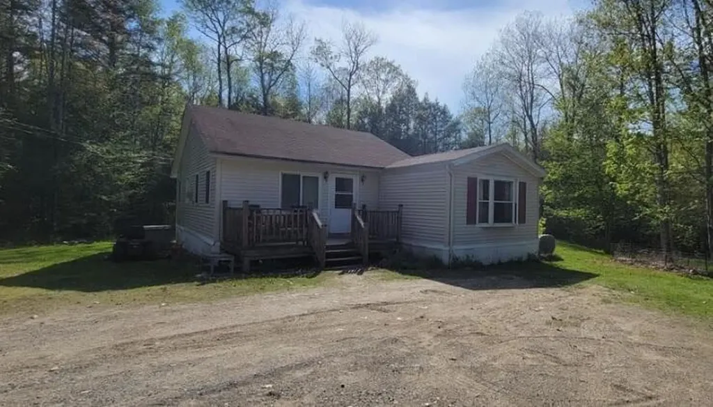 76 Ridgewood Place Woolwich ME 04579