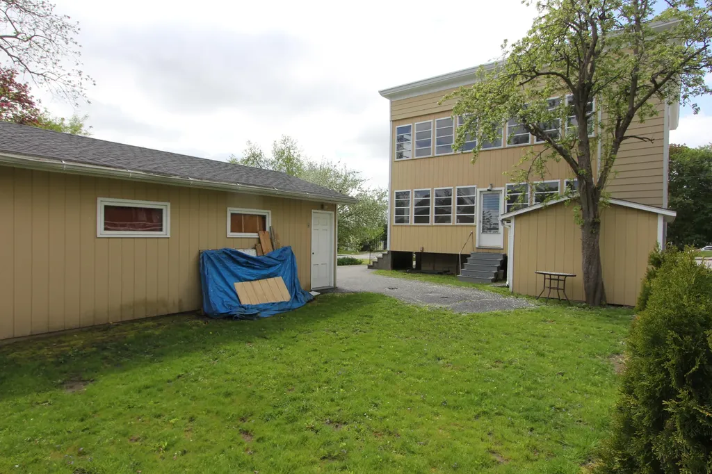 45 Acadia Avenue Lewiston ME 04240