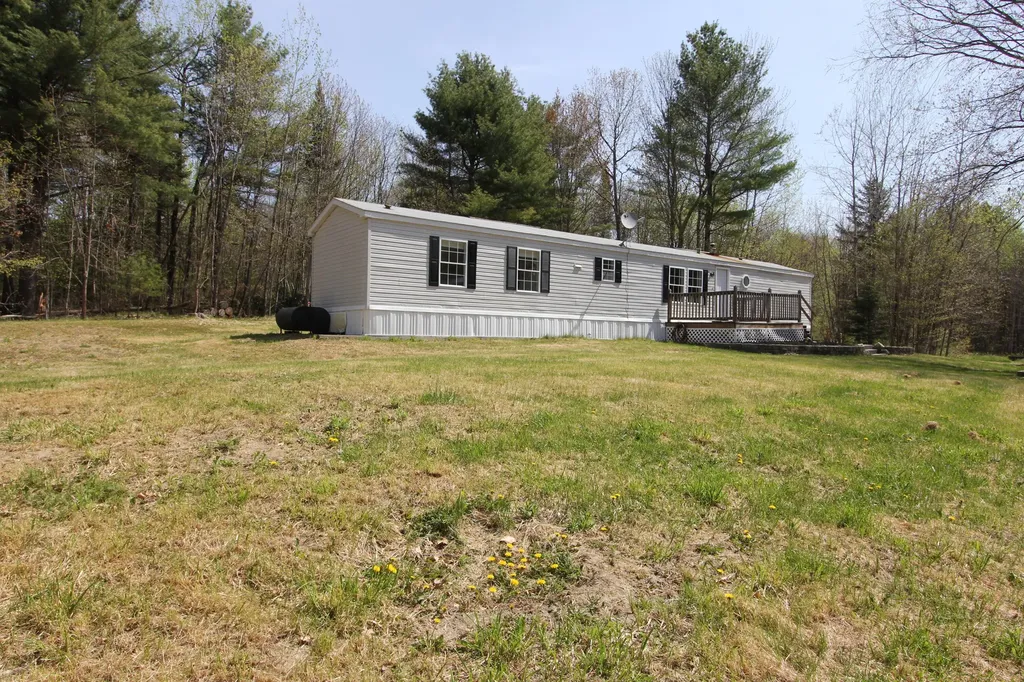 18 Bandit Drive Turner ME 04282