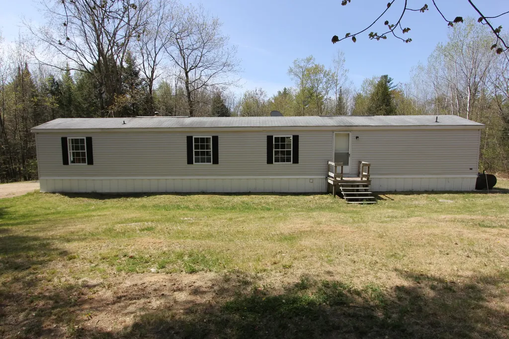 18 Bandit Drive Turner ME 04282