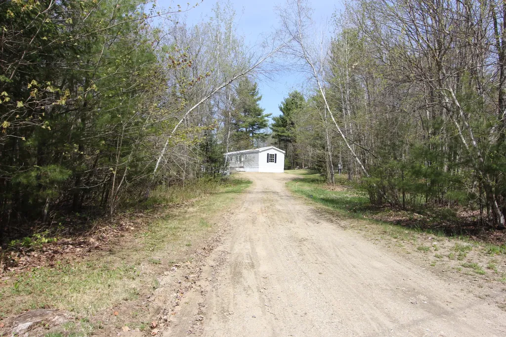 18 Bandit Drive Turner ME 04282