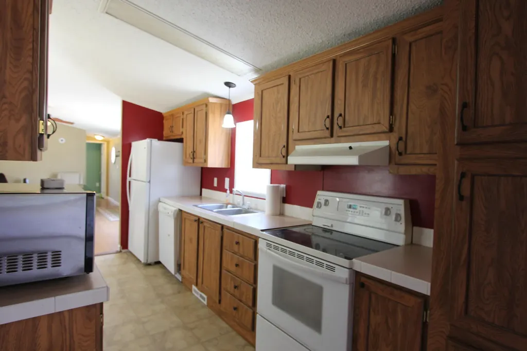 18 Bandit Drive Turner ME 04282
