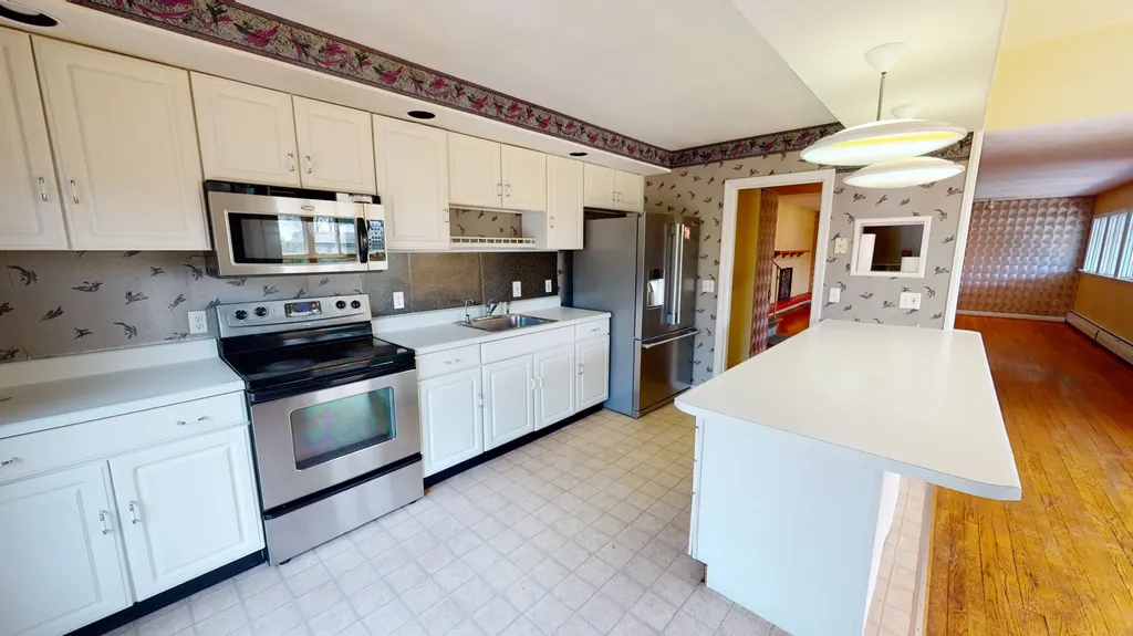8 Mountainview Drive Orono ME 04473