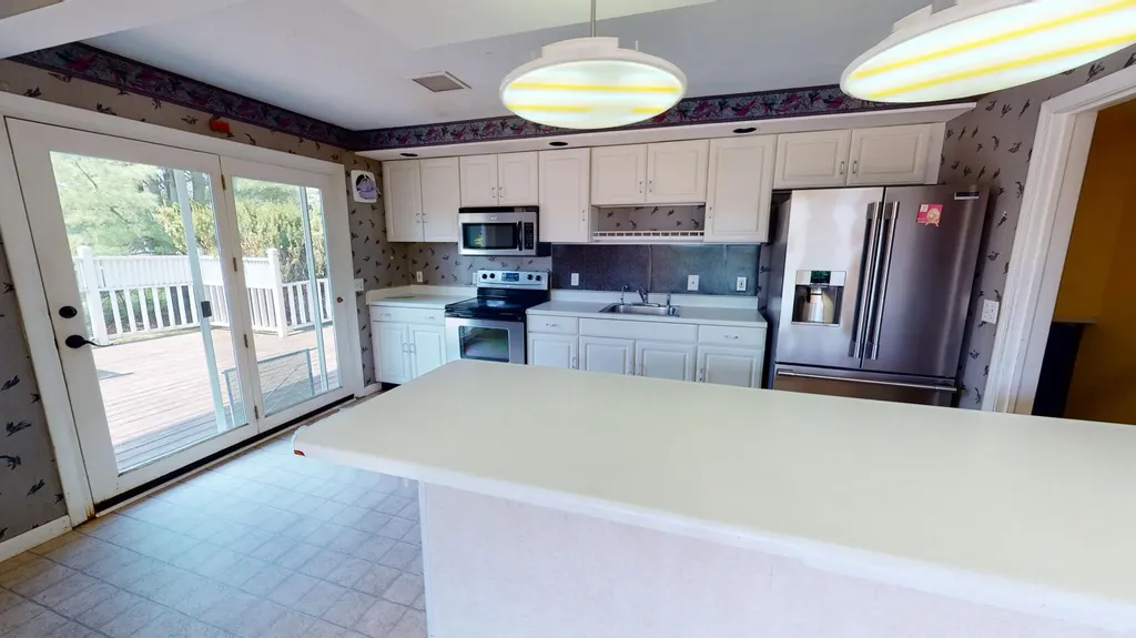 8 Mountainview Drive Orono ME 04473