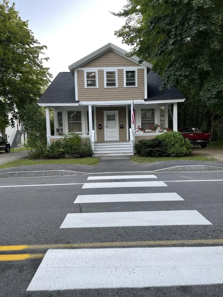10 Summer Street Kennebunk ME 04043
