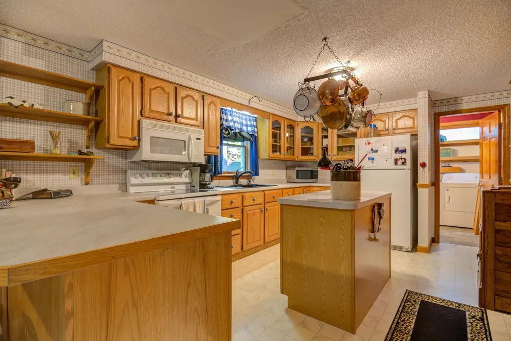 42 Swans Road Raymond ME 04071