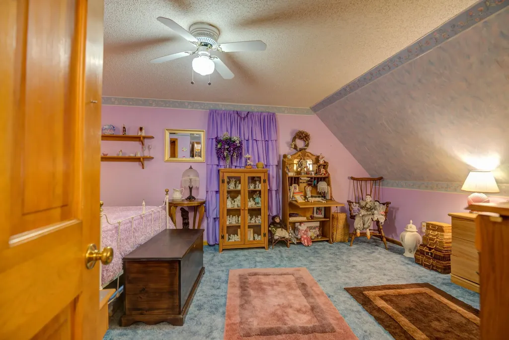 42 Swans Road Raymond ME 04071