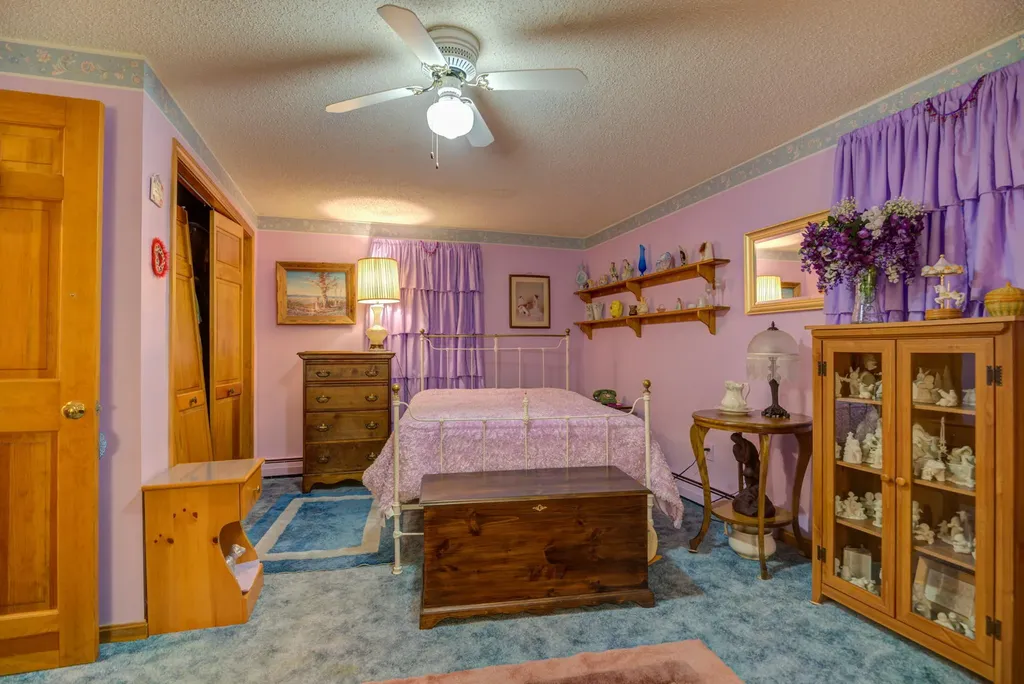 42 Swans Road Raymond ME 04071