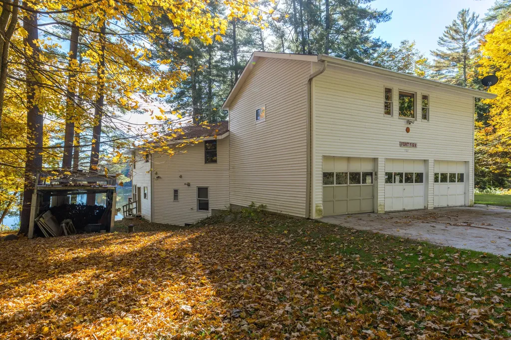 233 Beach Way Hartford ME 04220