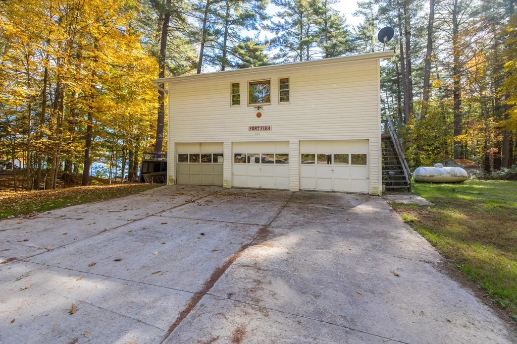 233 Beach Way Hartford ME 04220