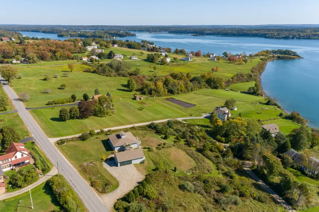 189 Allen Point Road Harpswell ME 04079