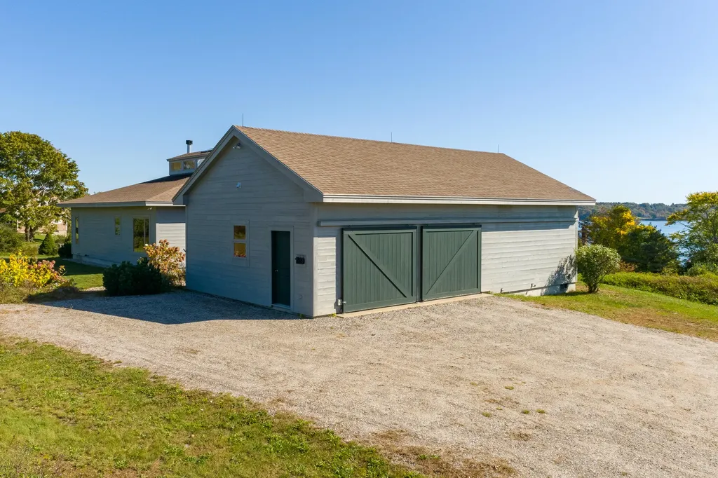 189 Allen Point Road Harpswell ME 04079