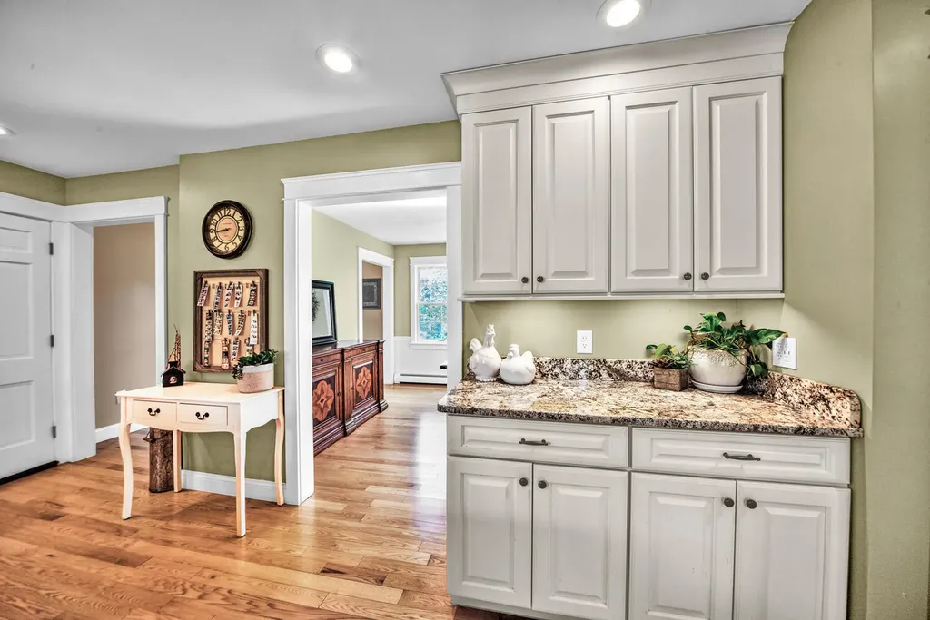 351 Quaker Hill Road Unity ME 04988