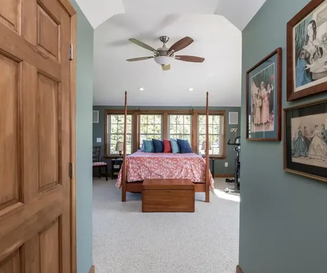 9 Apple Grove Topsham ME 04086