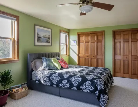 9 Apple Grove Topsham ME 04086