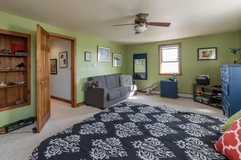 9 Apple Grove Topsham ME 04086
