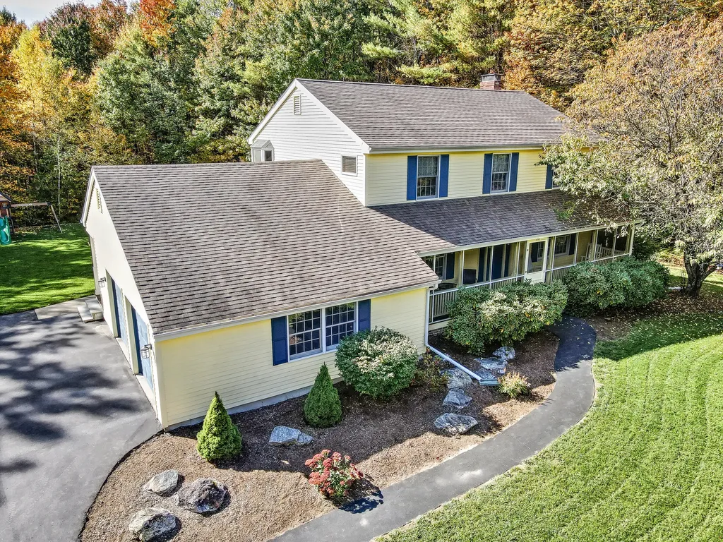 38 Windemere Way Auburn ME 04210