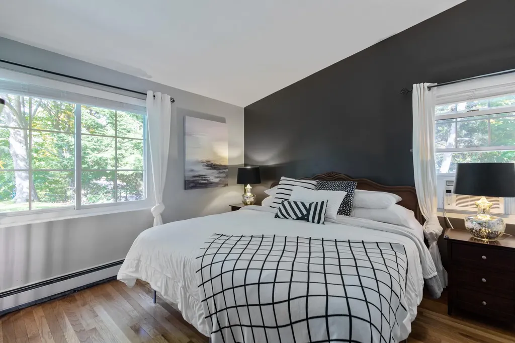 2 Patricia Road Brunswick ME 04011