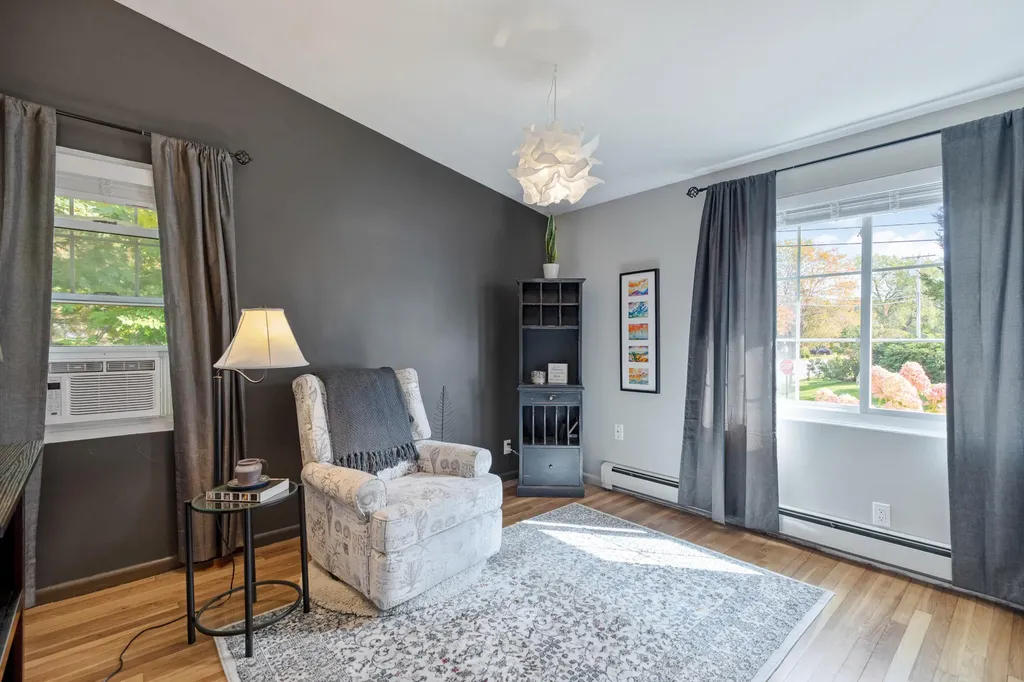 2 Patricia Road Brunswick ME 04011