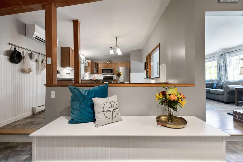 2 Patricia Road Brunswick ME 04011
