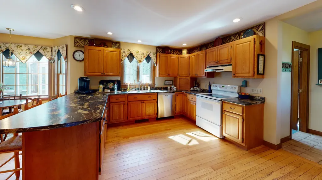 49 Fawn Lane Greene ME 04236