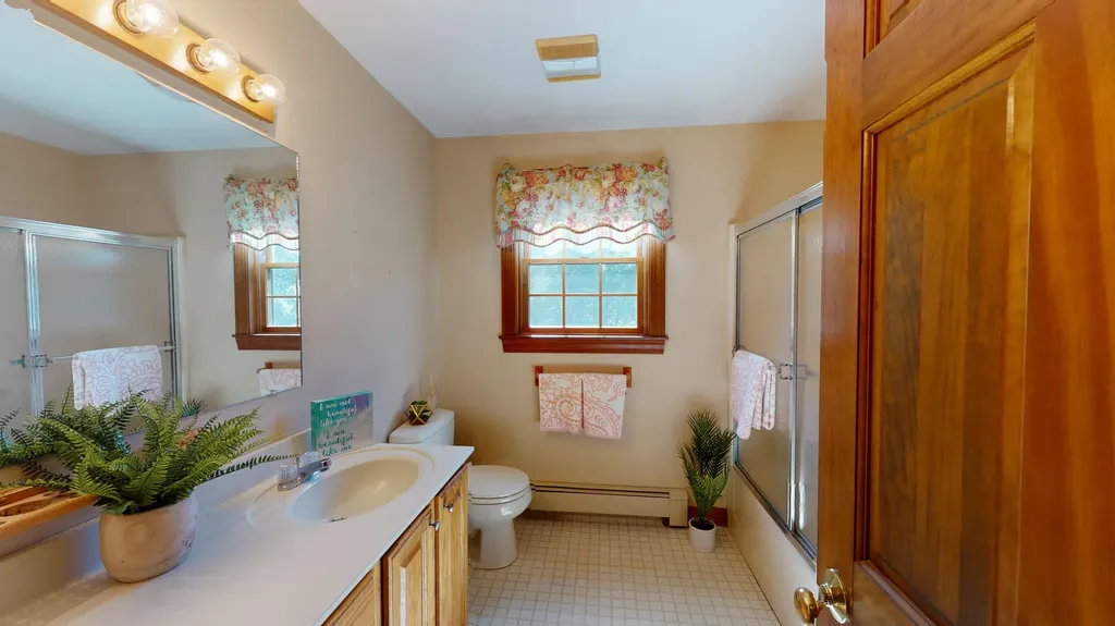49 Fawn Lane Greene ME 04236
