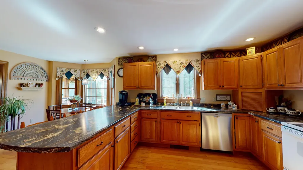 49 Fawn Lane Greene ME 04236