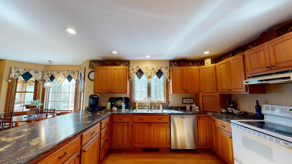 49 Fawn Lane Greene ME 04236