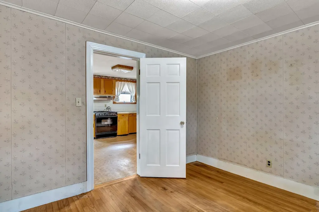 1878 Washington Avenue Portland ME 04103