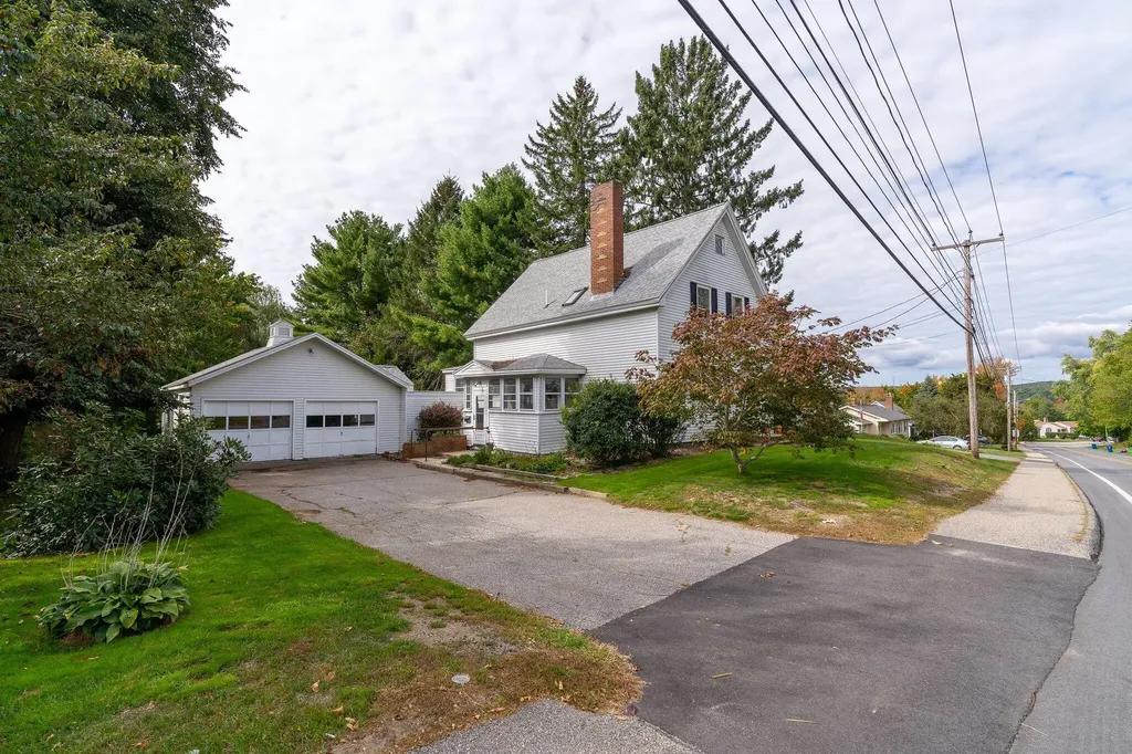 1878 Washington Avenue Portland ME 04103