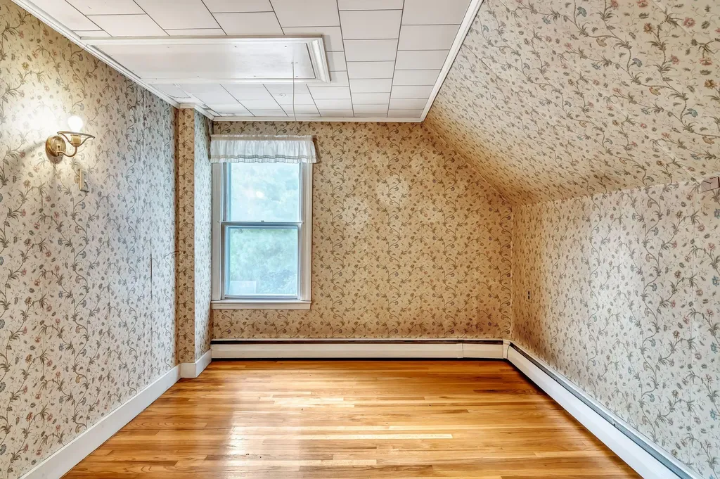 1878 Washington Avenue Portland ME 04103