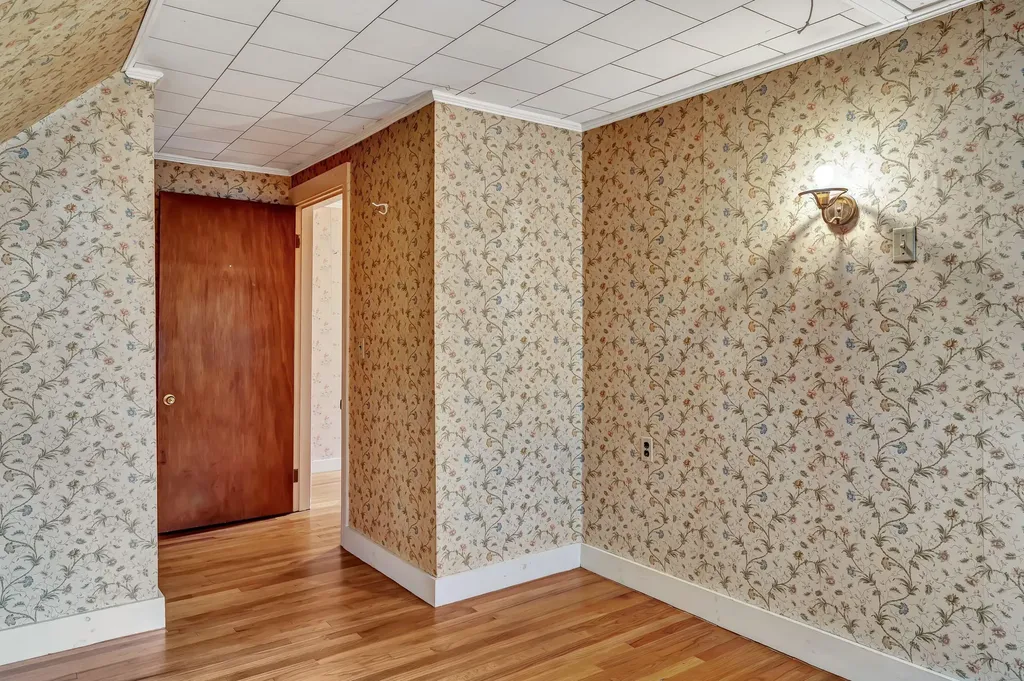 1878 Washington Avenue Portland ME 04103
