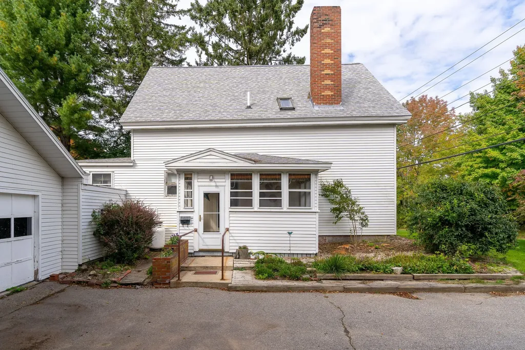 1878 Washington Avenue Portland ME 04103