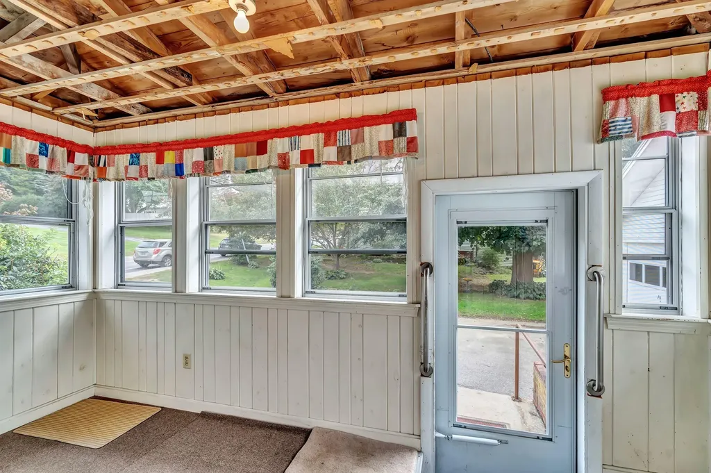 1878 Washington Avenue Portland ME 04103