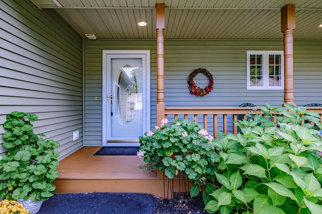 4 Paxton Way Windham ME 04062