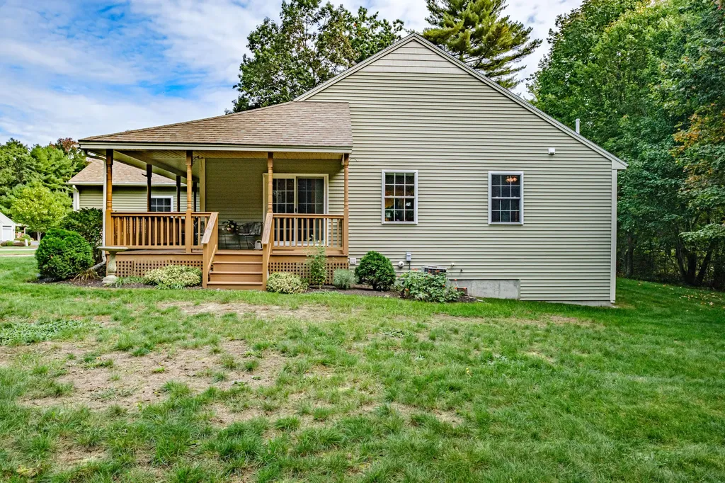 4 Paxton Way Windham ME 04062
