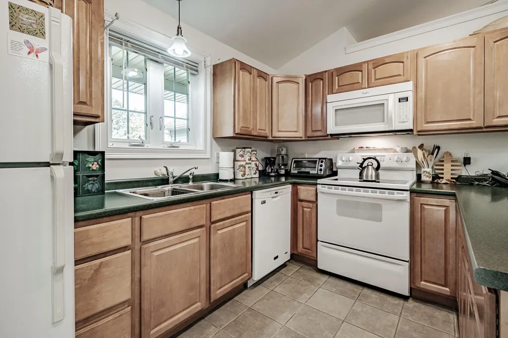 4 Paxton Way Windham ME 04062