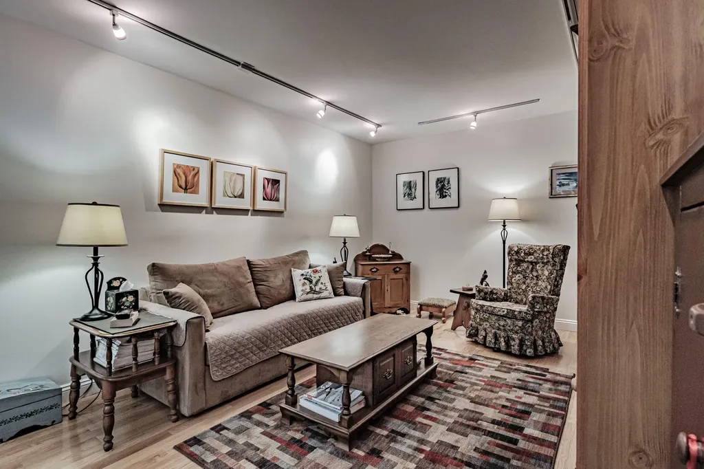 4 Paxton Way Windham ME 04062