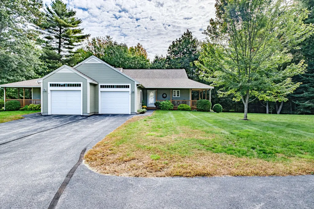 4 Paxton Way Windham ME 04062