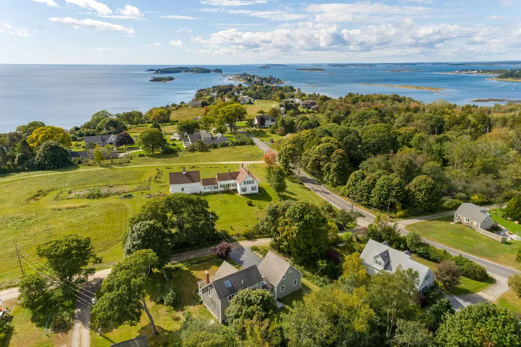 5 Intervale Road Harpswell ME 04079