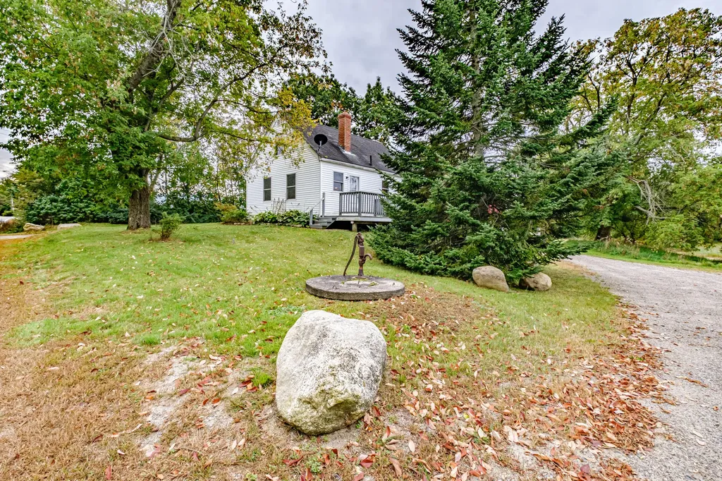 1240 South Waterboro Road Lyman ME 04002