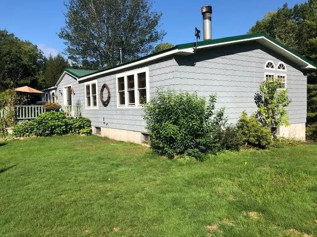 89 Tarbox Lane Buxton ME 04093